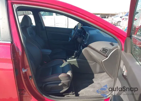 2019 Hyundai Elantra Sport z USA, uszkodzony, nr VIN KMHD04LB4KU843776